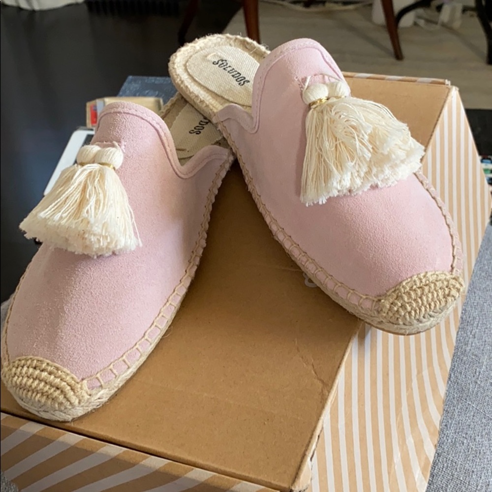 Soludos suede tassel mule size 8.5 NEVER WORN